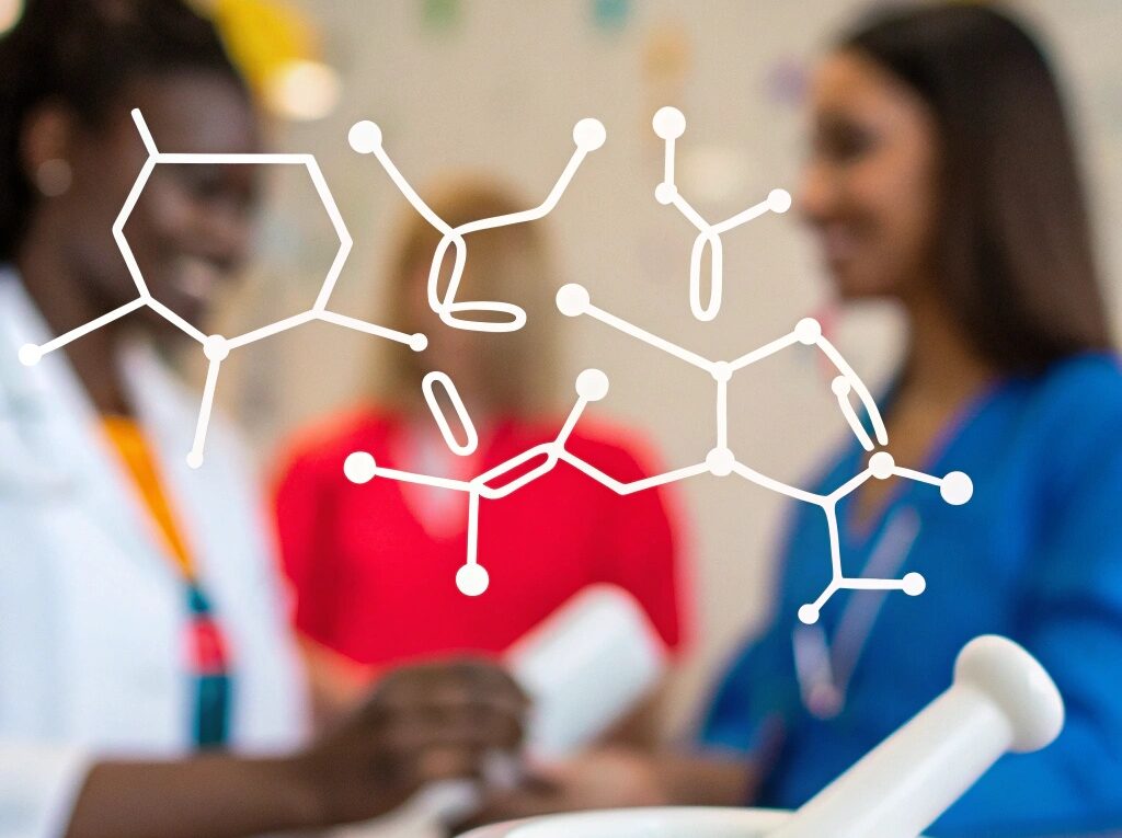 Representação abstrata e colorida de formas inovadoras de celebrar o Dia do Farmacêutico em 2025.